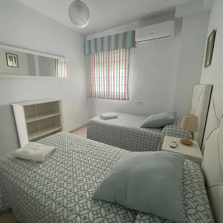 Alameda Del Tajo Iii Centro Parquing Apartamento *